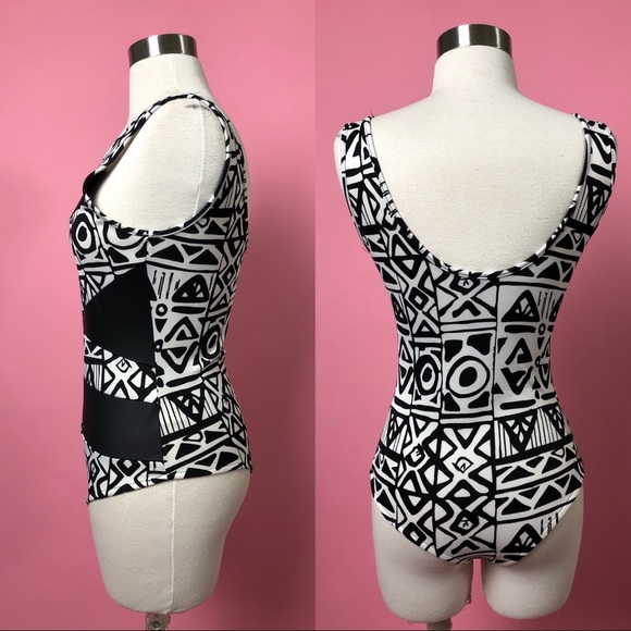 Tic Toc Black white geometric dance performance bodysuit M - Picture 2 of 4